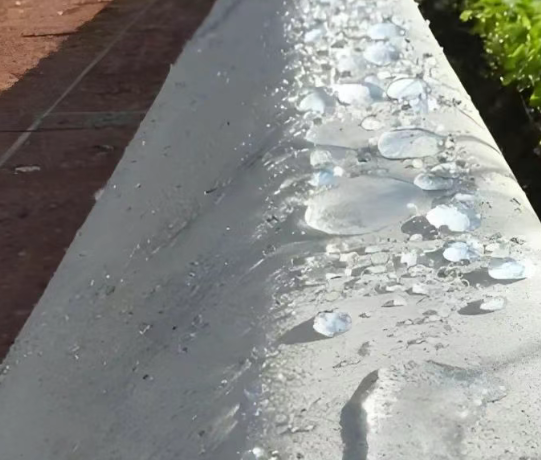 陆川硅烷浸渍涂料在混凝土保护中的应用